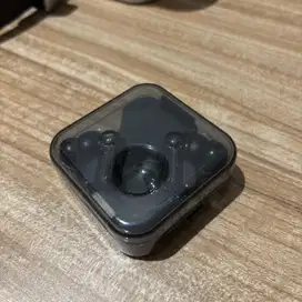 nothing ear 1 seccond