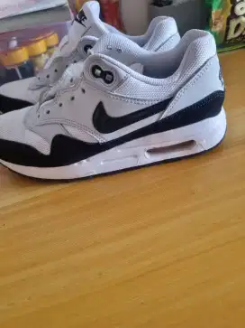 Sepatu nike air ori