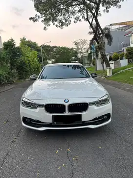 BMW 320i 2017 Bensin
