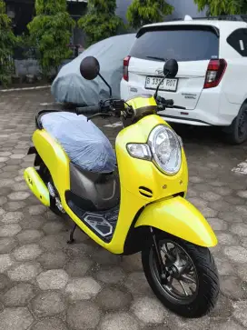 Bissmillah dijual motor Honda Scoopy 2018 istimewa