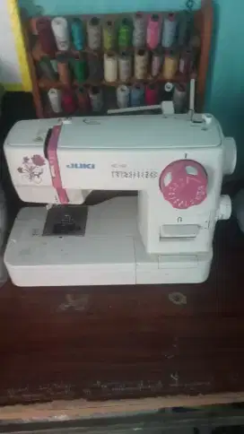 Mesin jait Juki proteble multifungsi