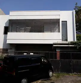 Rumah dijual di kencana sari, lokasi strategis bangunan 2 lantai
