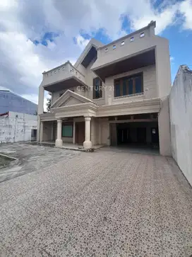 Rumah Strategis Dan Siap Huni Di Jalan Sunu 3