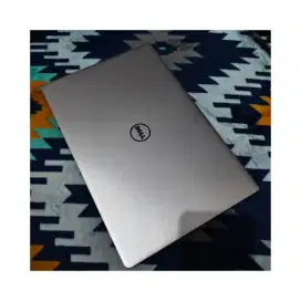LAPTOP DELL XPS 13 9360 i7-7560U TOUCHSCREEN/BACKLIGHT KEYBOARD