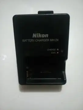Nikon Batery Charged MH-24 Original Made in Malaysia