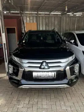 jual mobil pajero ultimate 4X2 AT