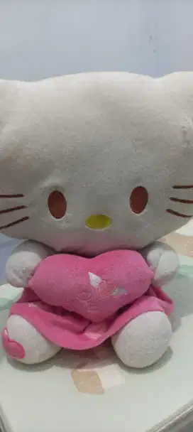 Boneka Hello Kitty Besar