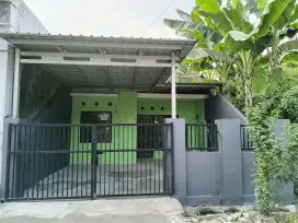 Dikontrakkan rumah di Kahuripan Nirwana Village C11no 22
