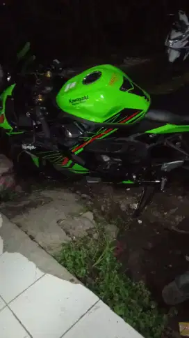 Ninja zx25rr ABS