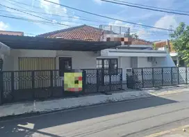 RUMAH / KANTOR DEKAT KEDUNGMUNDU RAYA DI LAMPER TENGAH SEMARANG