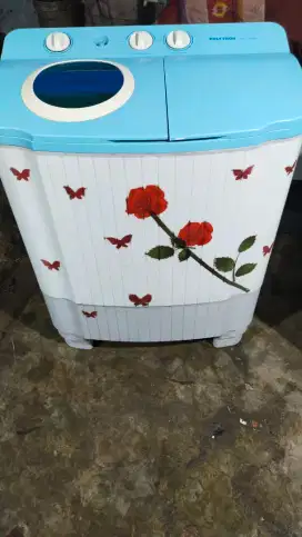 Mesin cuci Polytron kapasitas 7kg Normal semua siap pakai