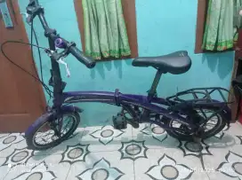 Sepeda lipat anak perempuan