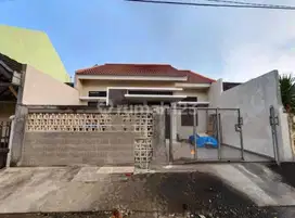 Dijual Rumah Baru Gress Darmo Indah Selatan