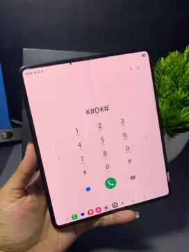 SAMSUNG Z FOLD 3 5G RAM 12/256GB ORIGINAL SEIN NORMAL 

TAMPILAN MEWAH