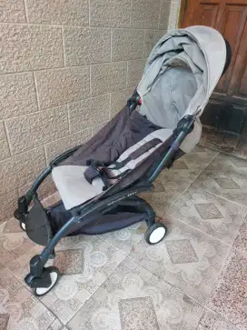 Stroller baby yoya bekas