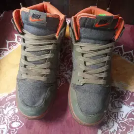 Nike Dunk CMFT PRM Swoosh Sporting Club