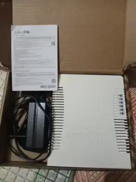 Mikrotik RouterBoard RB951Ui 2HnD