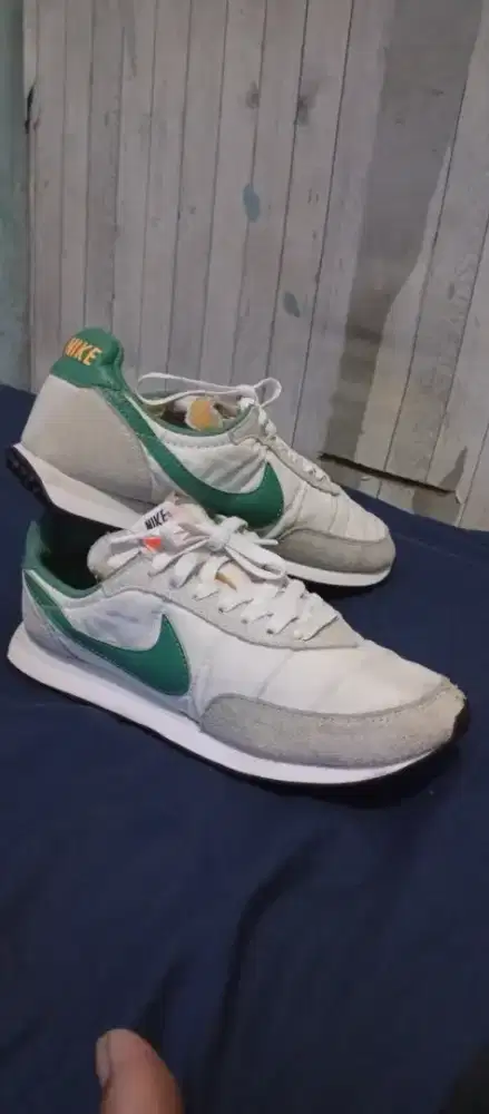 Sepatu Nike waffle trainer 2