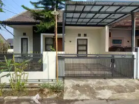 Disewakan Rumah Taman Kopo Katapang