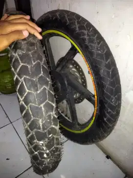 Ban mizzel power tread ring 18 plus velg nya masih baru sepasang