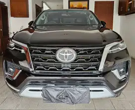Fortuner 2.4 VRZ 4x2 AT 2021 Diesel