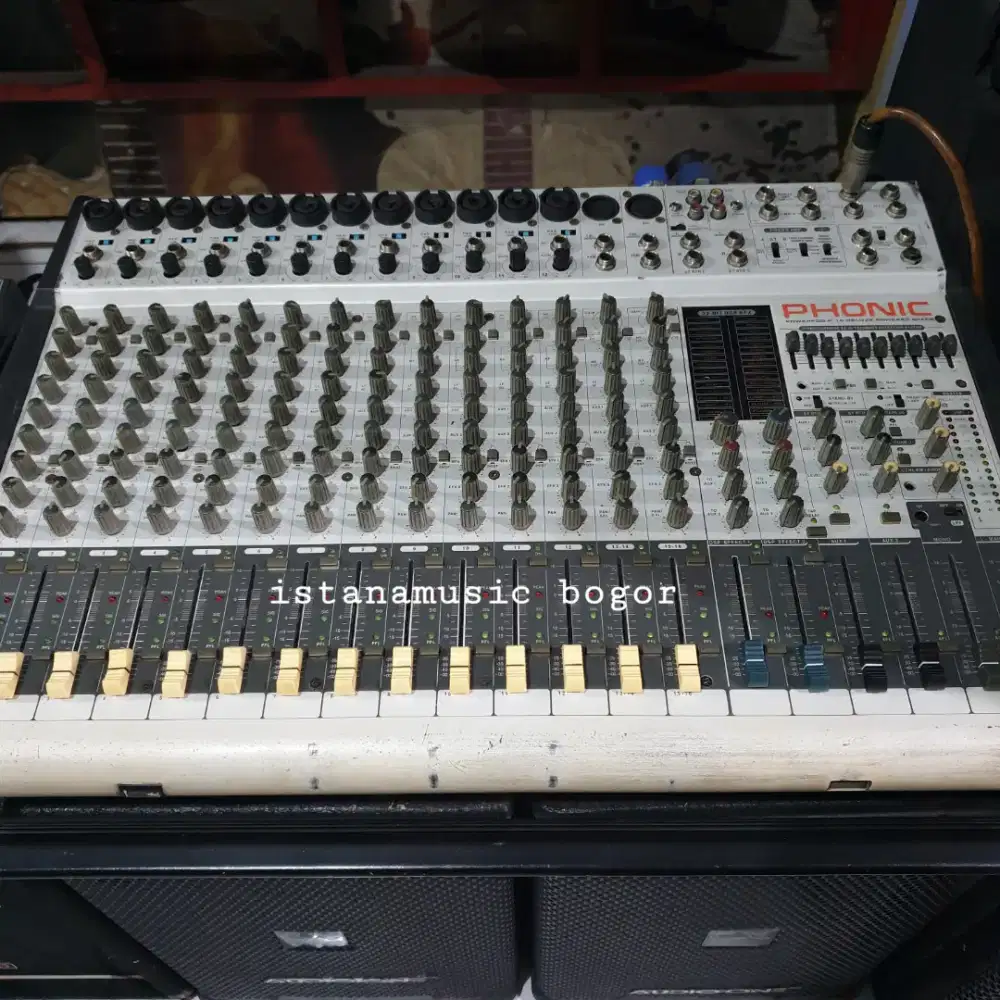 Power Mixer PHONIC 16channel