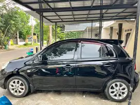Di Jual Nissan March 2014 Matic