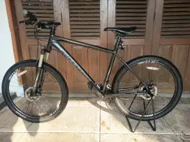 Sepeda Gunung MTB Cannondale