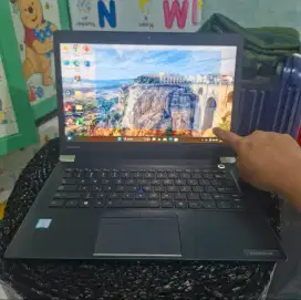 Laptop Toshiba Portege x30-e  touchscreen