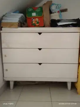 changing table baby