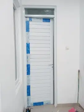 Kusen aluminium partisi aluminium pintu aluminium kaca