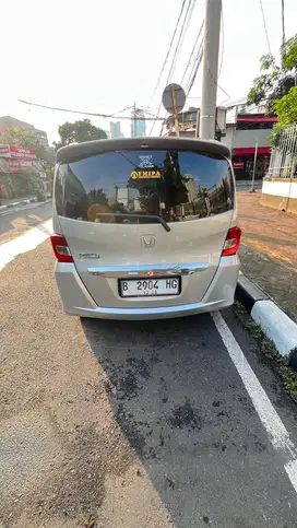 Honda Freed 2013 Bensin