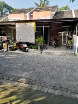 Di jual rumah cluster lokasi strategis