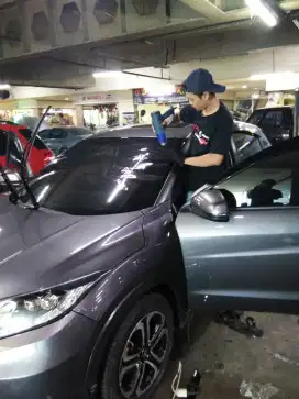 Kaca film pemasangan rapi