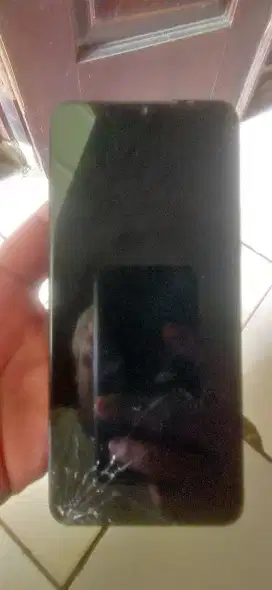 vivo y15s 3/32 (minus tc retak)