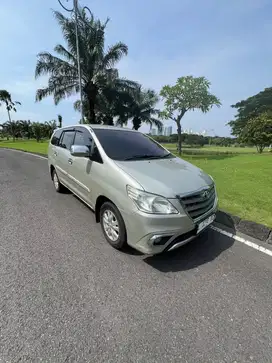Toyota Kijang Innova 2013 Bensin