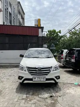 Kijang INnova 2.5cc Type G MT 2015