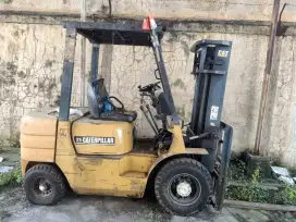 Forklift mitsubishi caterpillar 2.5ton