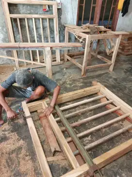 kusen pintu jati