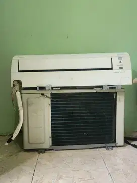 AC DAIKIN THAILAND INVERTER 1/2 PK