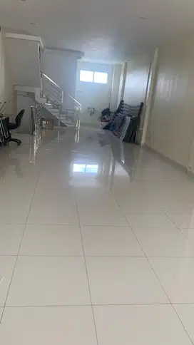 Sewa Ruko di Citeureup Cimahi Utara, Bagus Terawat 3 Lantai