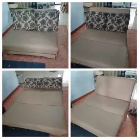 Dijual preloved sofa bed good condition murmer!