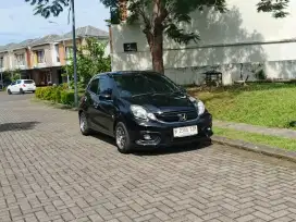 DP 5 JUTA - KREDIT MOBIL HONDA BRIO E MATIC 2018