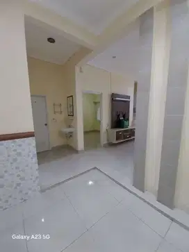 Rumah Asri Siap Huni Sejuk Meadow Green Lippo Cikarang