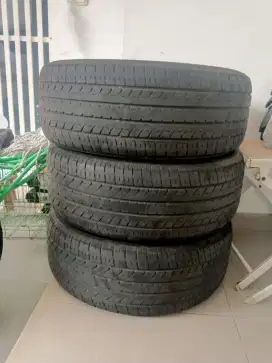 Ban Toyo Tires Tranpath R30 235/50 R18