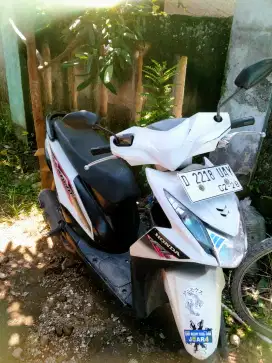 Honda beat taun 2013