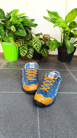 Second Shoes (ORI)