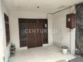 Rumah Siap Huni Lokasi Strategis Di Kusen Kayu Putih S7619