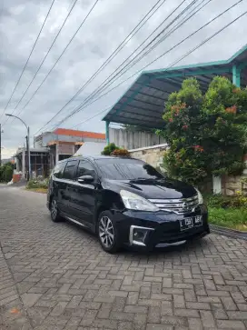 Grand Livina Highway Star 1.5 XV MT