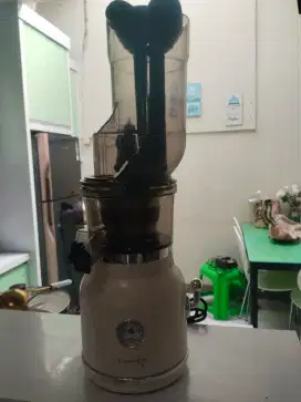 Slow juicer atau blender jus
